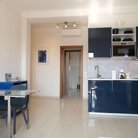 Case Vr Holiday Cangrande On The River Verona Exterior photo